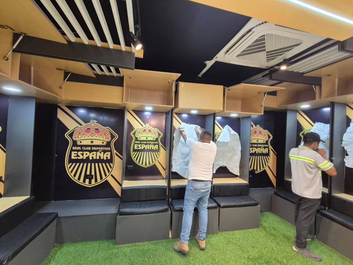 Marathón tapó el escudo del Real España en los camerinos del Morazán: Causó indignación