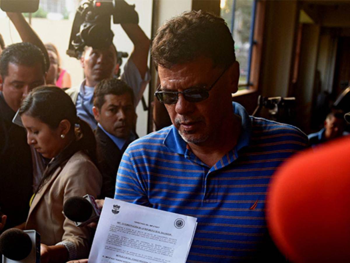 Justicia de EEUU condena a 16 meses de cárcel a excapo del fútbol salvadoreño Reynaldo Vásquez