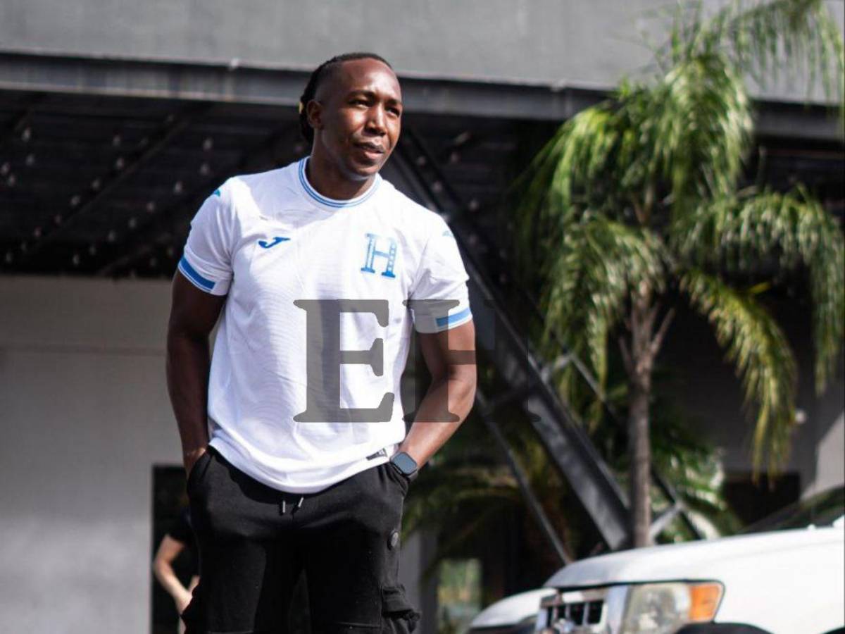 Selección de tiktokers de Honduras sale rumbo a Nicaragua para el juego del viernes