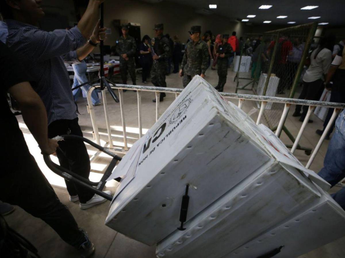 Las razones por las que la presidenta aprobó decreto que obliga al CNE a hacer recuento de votos