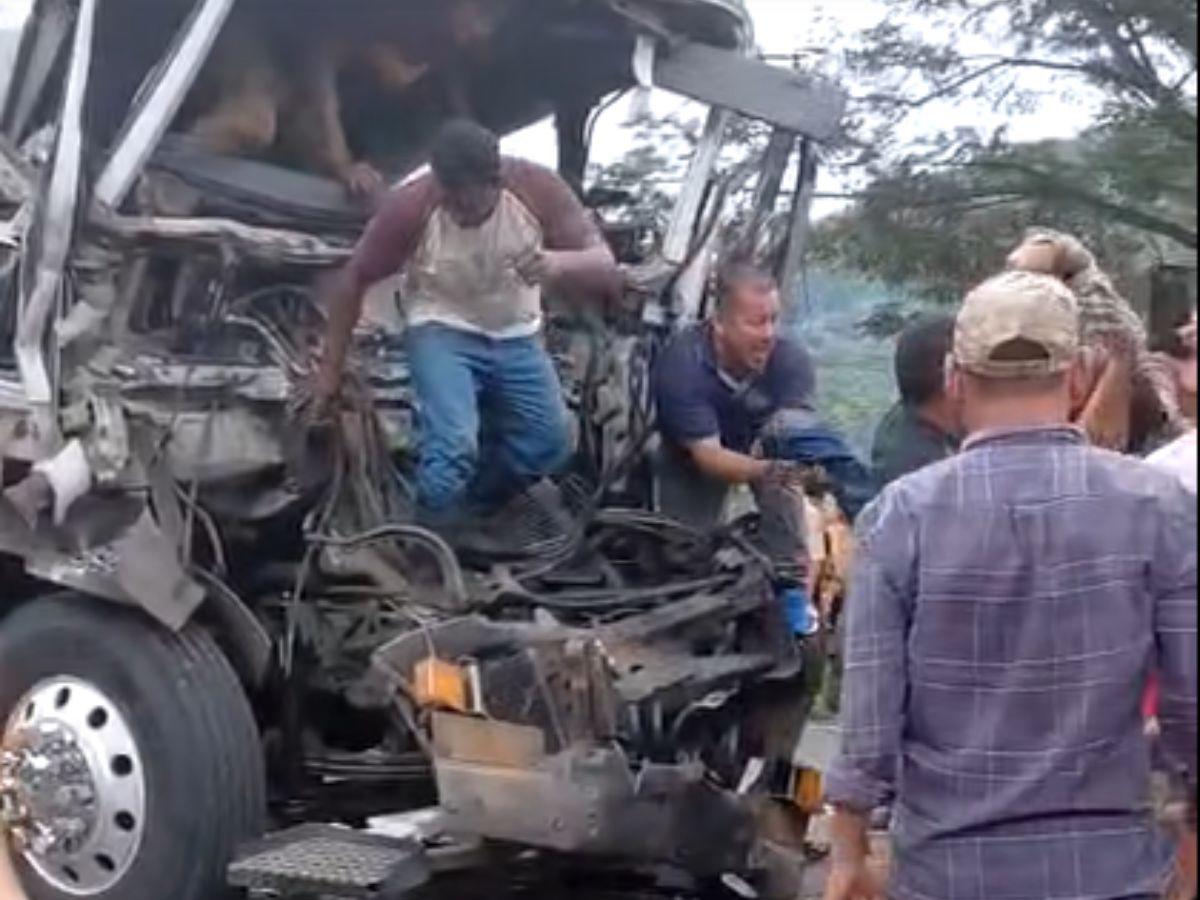 Su cuerpo quedó atrapado en el camión: así rescataron el cuerpo sin vida de Arlin Meza