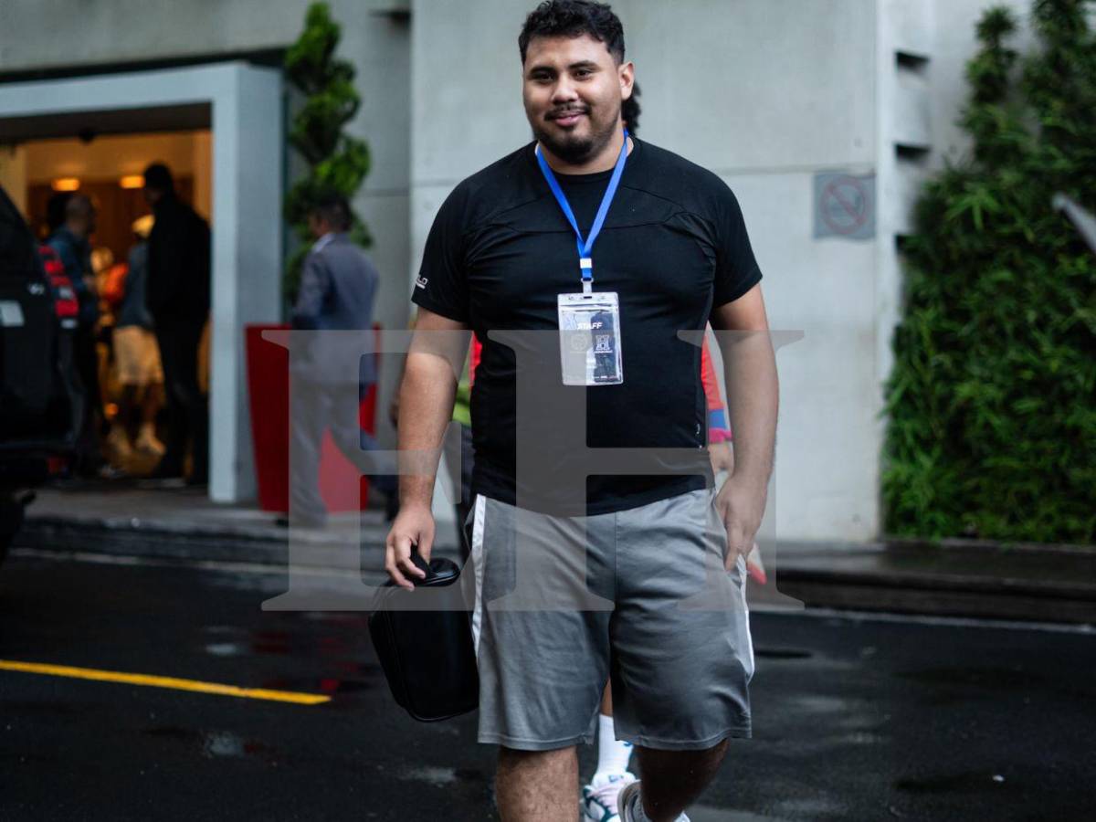Invitado especial se une a la selección de tiktokers de Honduras para el partido contra Guatemala