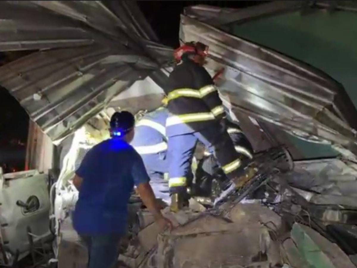 Dos muertos y un casa destruida: escenas de la destrucción que dejó un camión en Taulabé