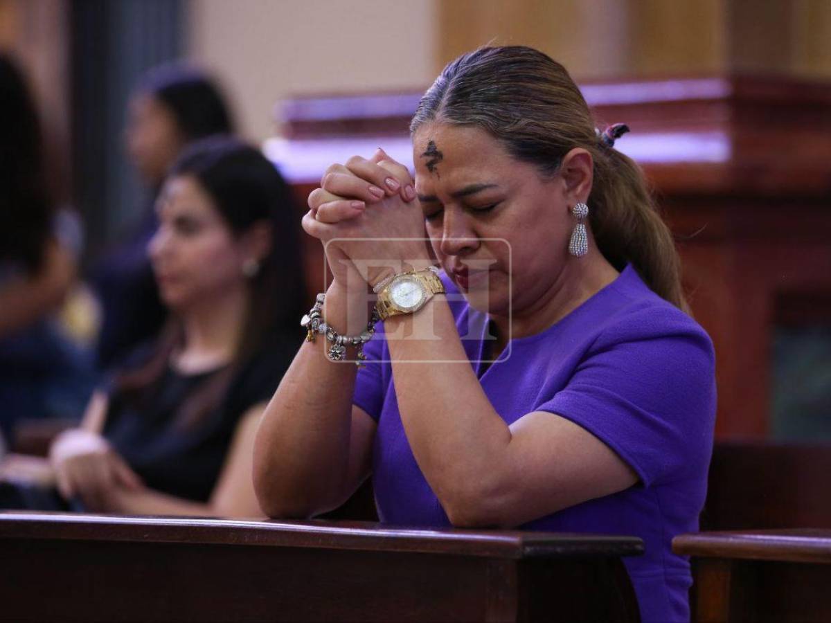 Capitalinos sellan su fe: Miércoles de Ceniza desborda las iglesias de Tegucigalpa