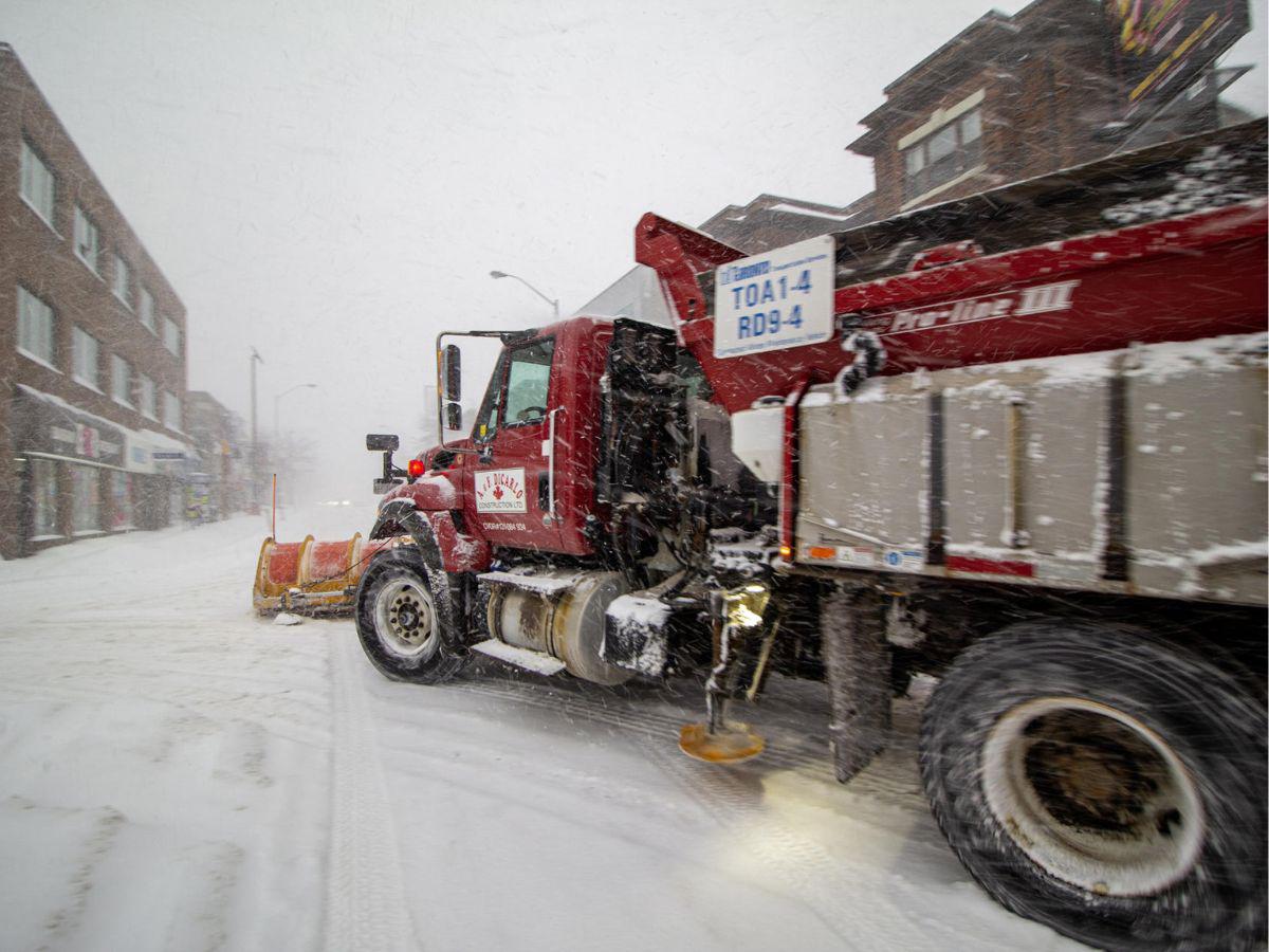 Toronto, la ciudad canadiense paralizada por la caída de 60 centímetros de nieve