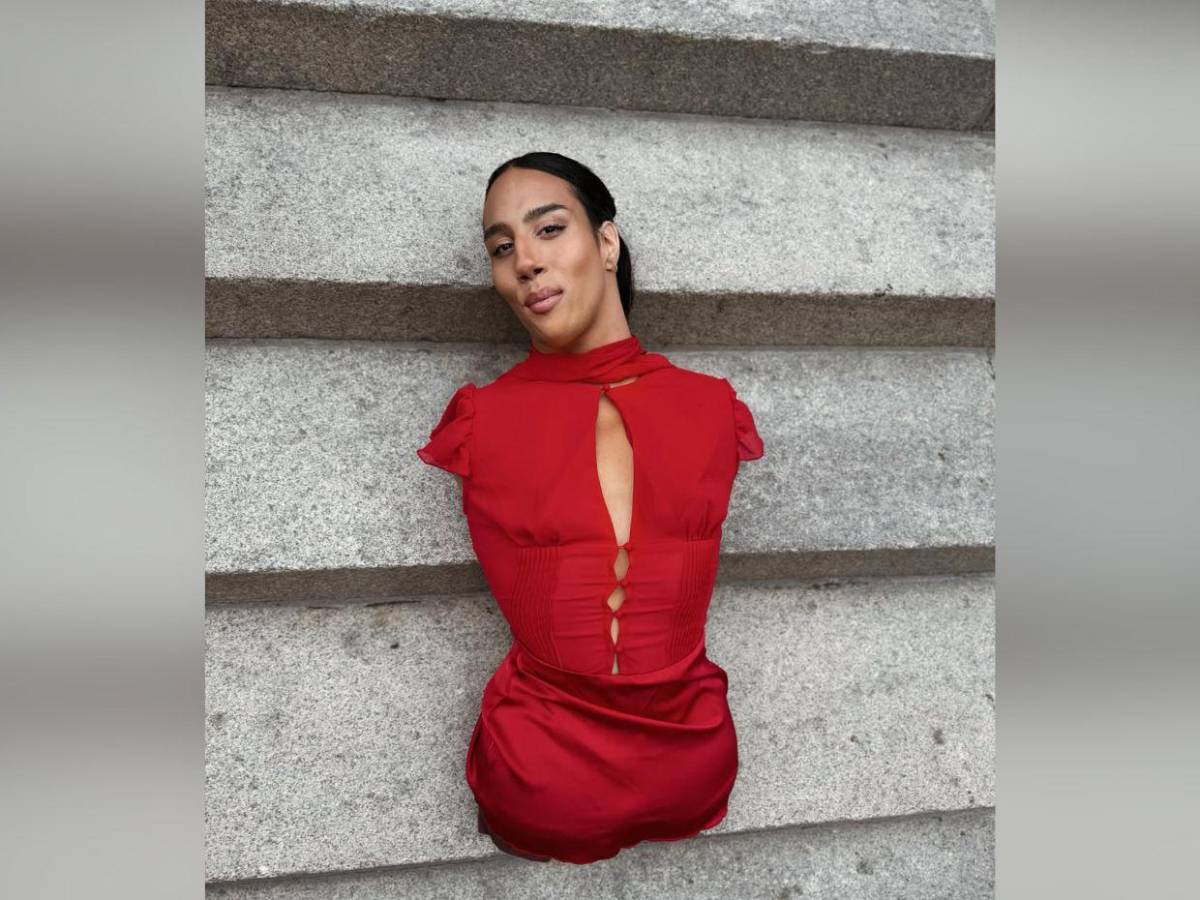 Nació sin brazos ni piernas y hoy es una estrella del maquillaje en TikTok: Briel Adams-Wheatley