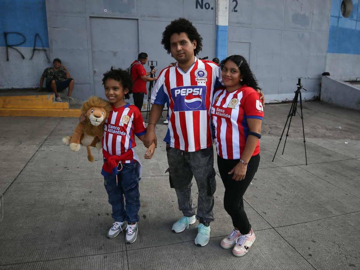 Sufrimiento de Espinel, lindas chicas y felicidad de Olimpia tras vencer a Platense en el Nacional