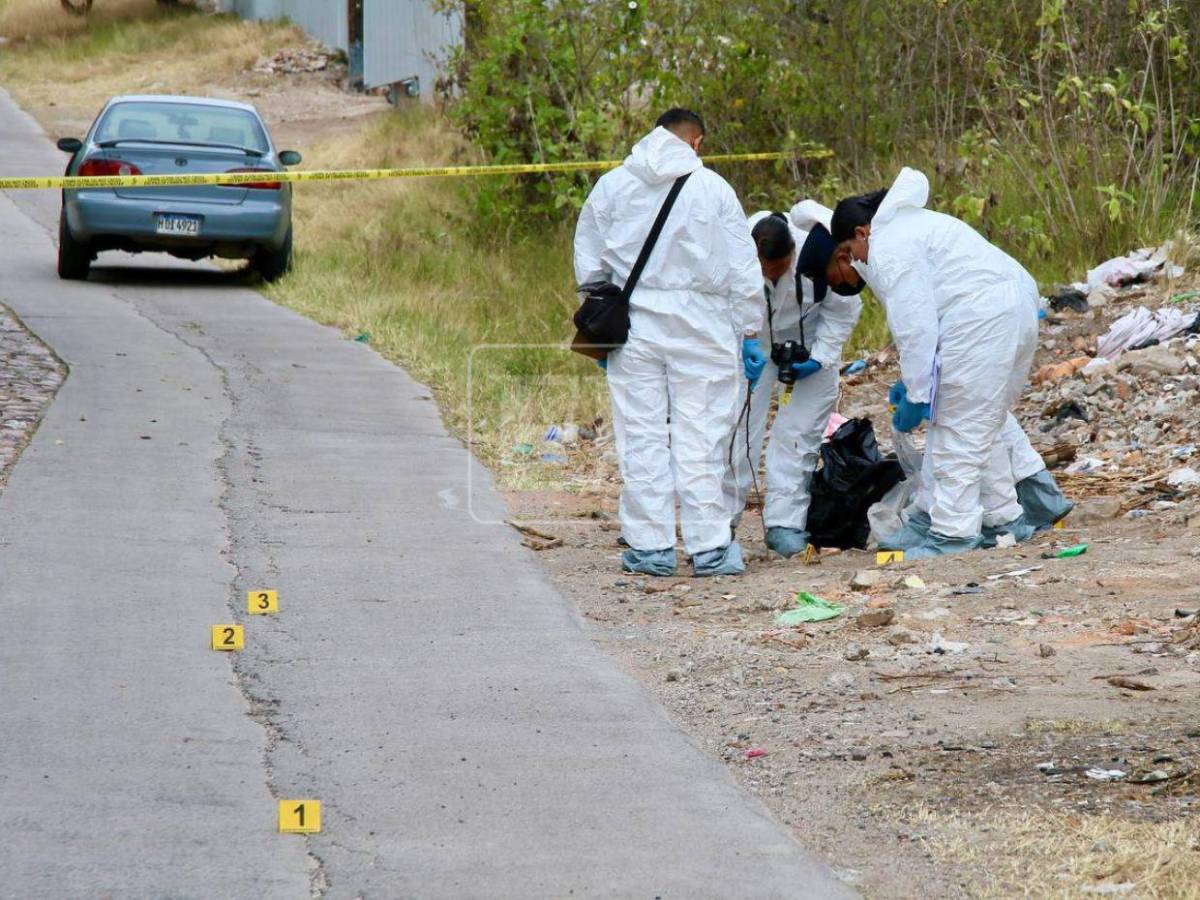 Embolsada y maniatada, hallan a una persona muerta en Nueva Aldea de la capital
