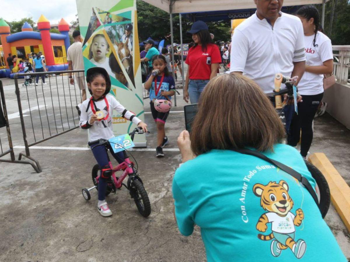 Medallas de participación para todos en la Vuelta Infantil: ¿cuáles son los premios principales?
