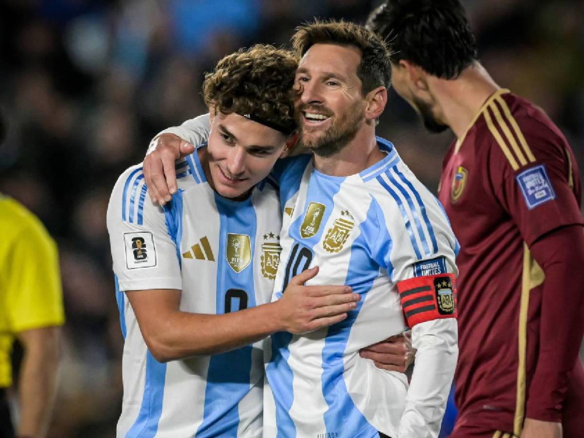 Llanto y linda despedida de su afición: Así fue el último partido eliminatorio de Messi en Argentina