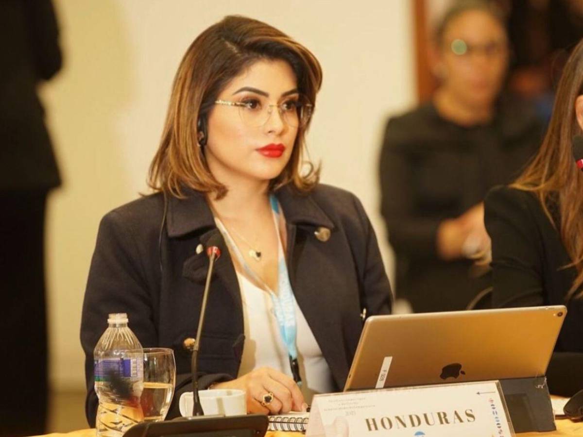 Top: Las 10 funcionarias y diputadas más bellas de Honduras