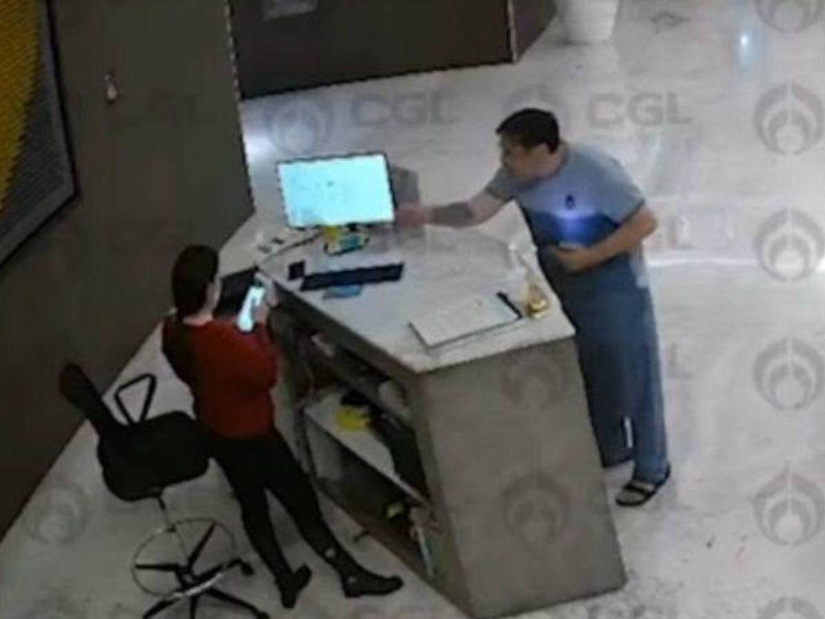 La pateó por no entregar un pedido: Jorge Octavio Cortés, empresario acusado de agredir a recepcionista