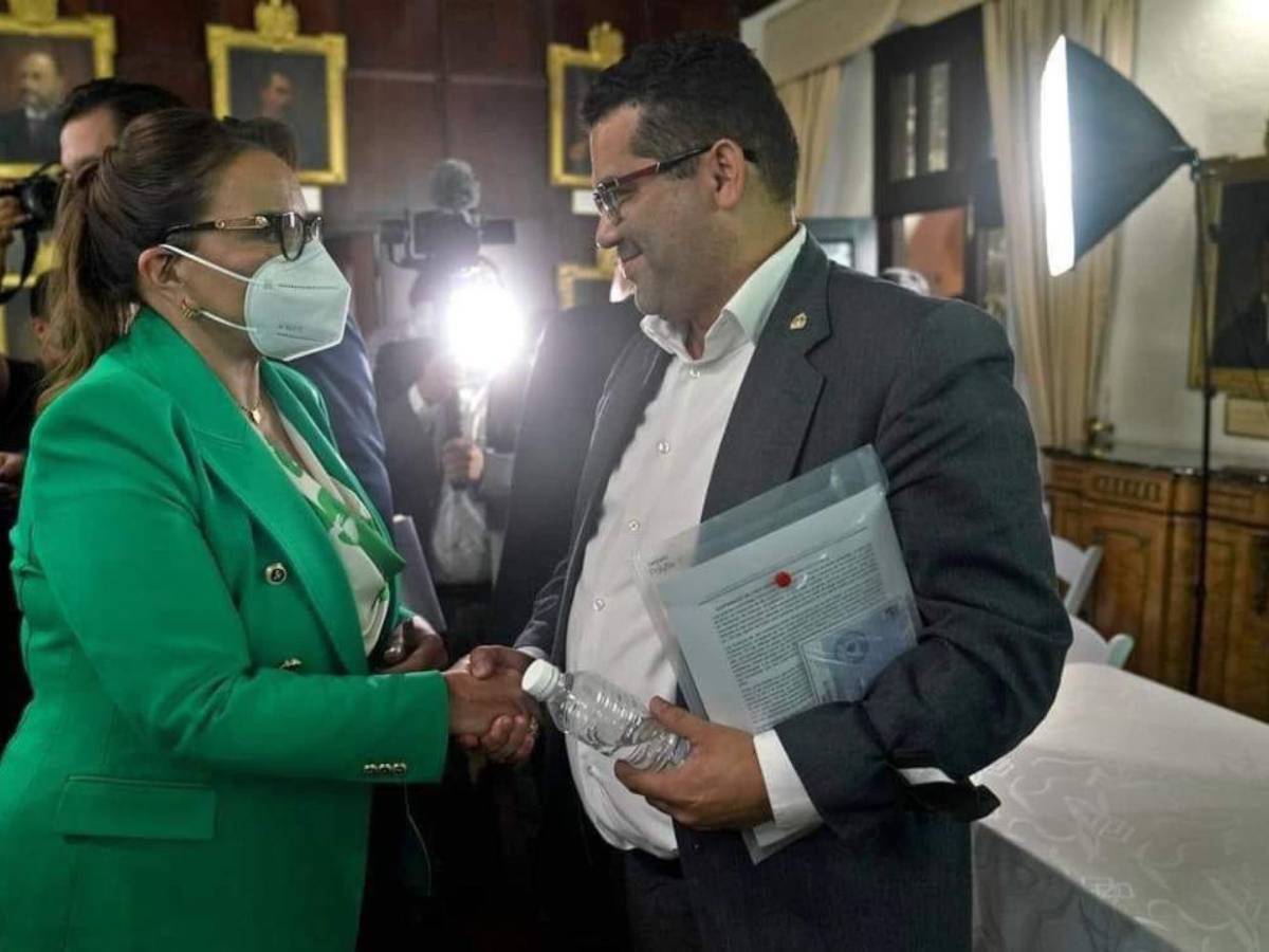 Miguel Briceño, ​​​​​de las marchas de las antorchas a ser parte del gobierno y criticar las iglesias