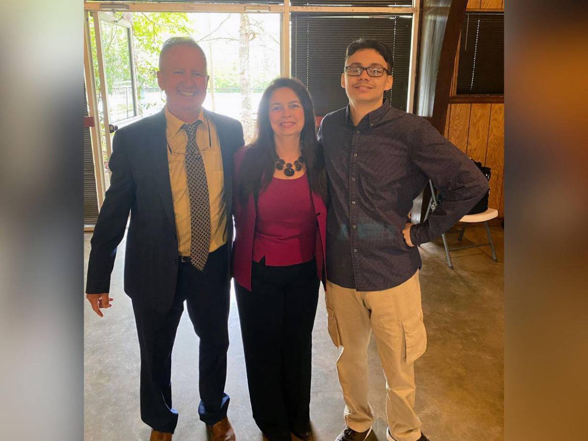 Madre fue asesinada por su propio hijo mientras su esposo observaba en Tennessee; ambos la incineraron