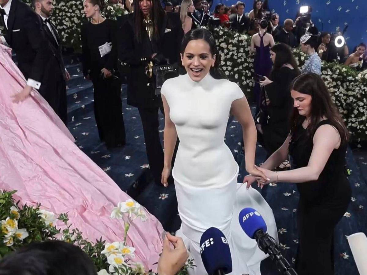 La cuota hispana en la Met Gala 2025: Shakira, Bad Bunny, Rosalía y más