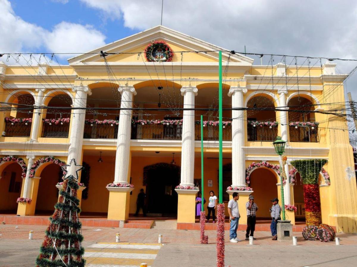 Comayagua se viste de luces, colores y ambiente navideño este 2024 Comayagua se viste de luces, colores y ambiente navideño este 2024