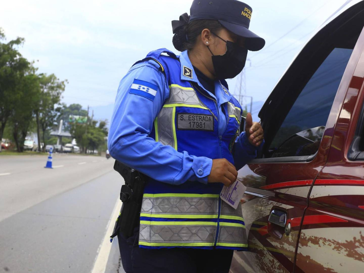 Unos 1,200 conductores fueron sancionados por Tránsito en dos días
