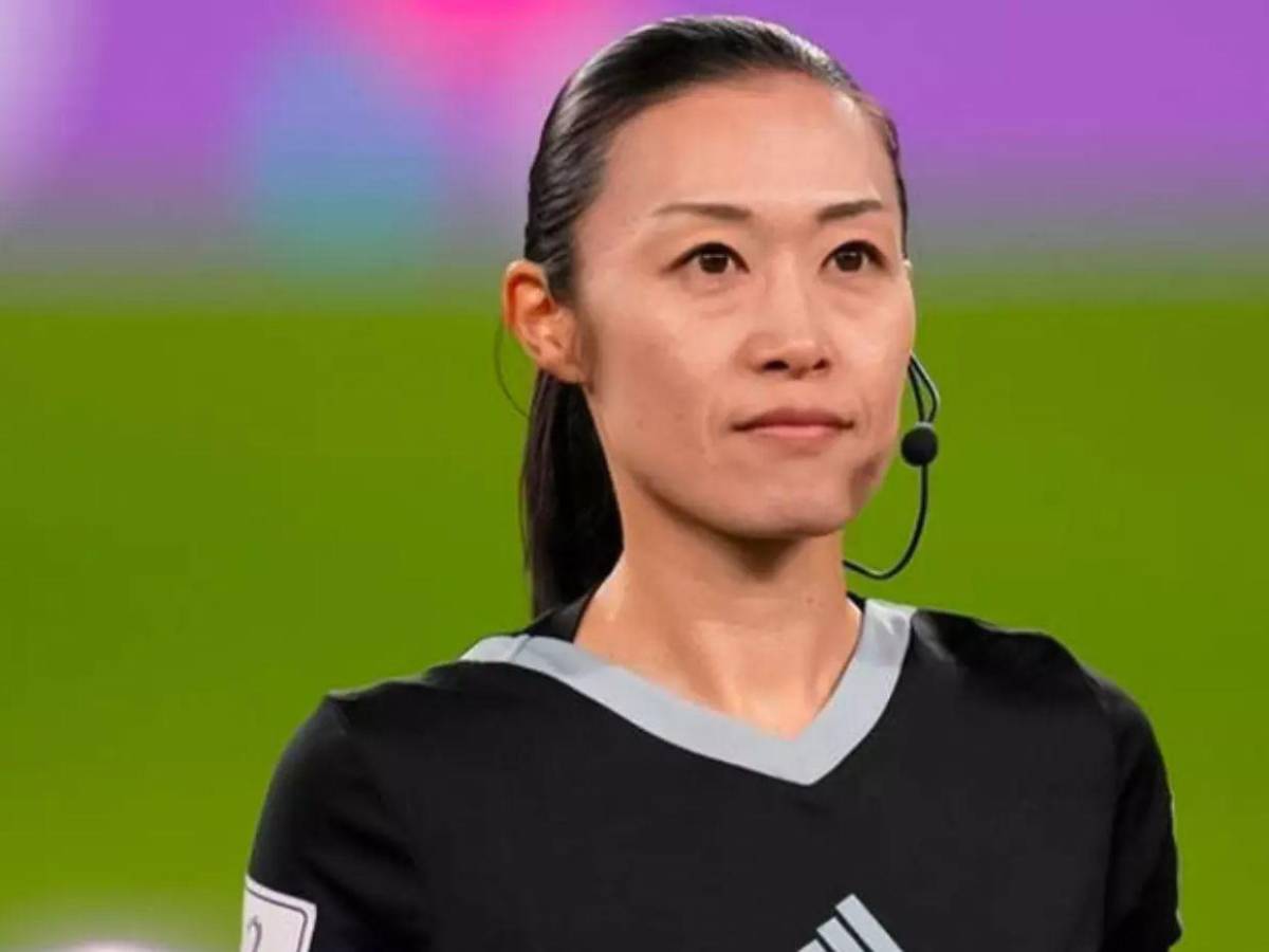 ¡Hermosas! El top 15 de las árbitras más bellas en el fútbol