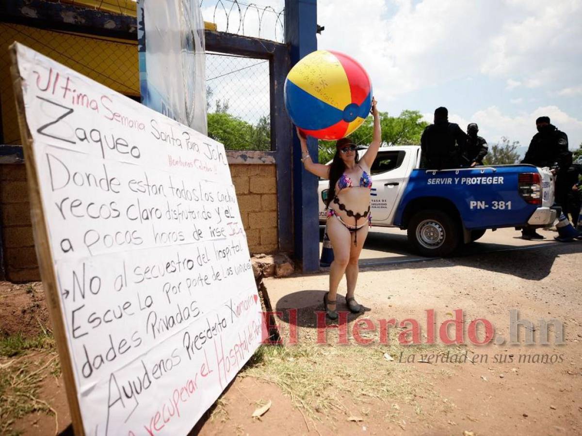 Aguilar Perdomo permaneció varios minutos en la zona y no se le violentó su derecho a manifestarse.