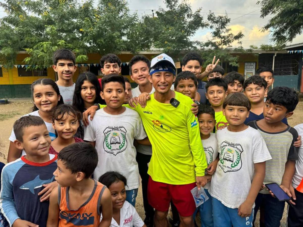 Shin Fujiyama en Roatán: “Estoy dispuesto a correr de punta a punta la isla”