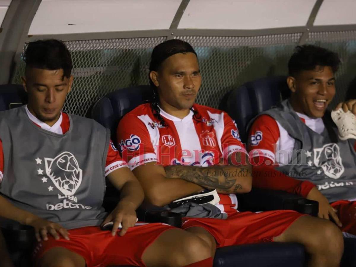 Gullit Peña recuerda su paso por el Vida y detalla por qué se fue y no cumplió el contrato