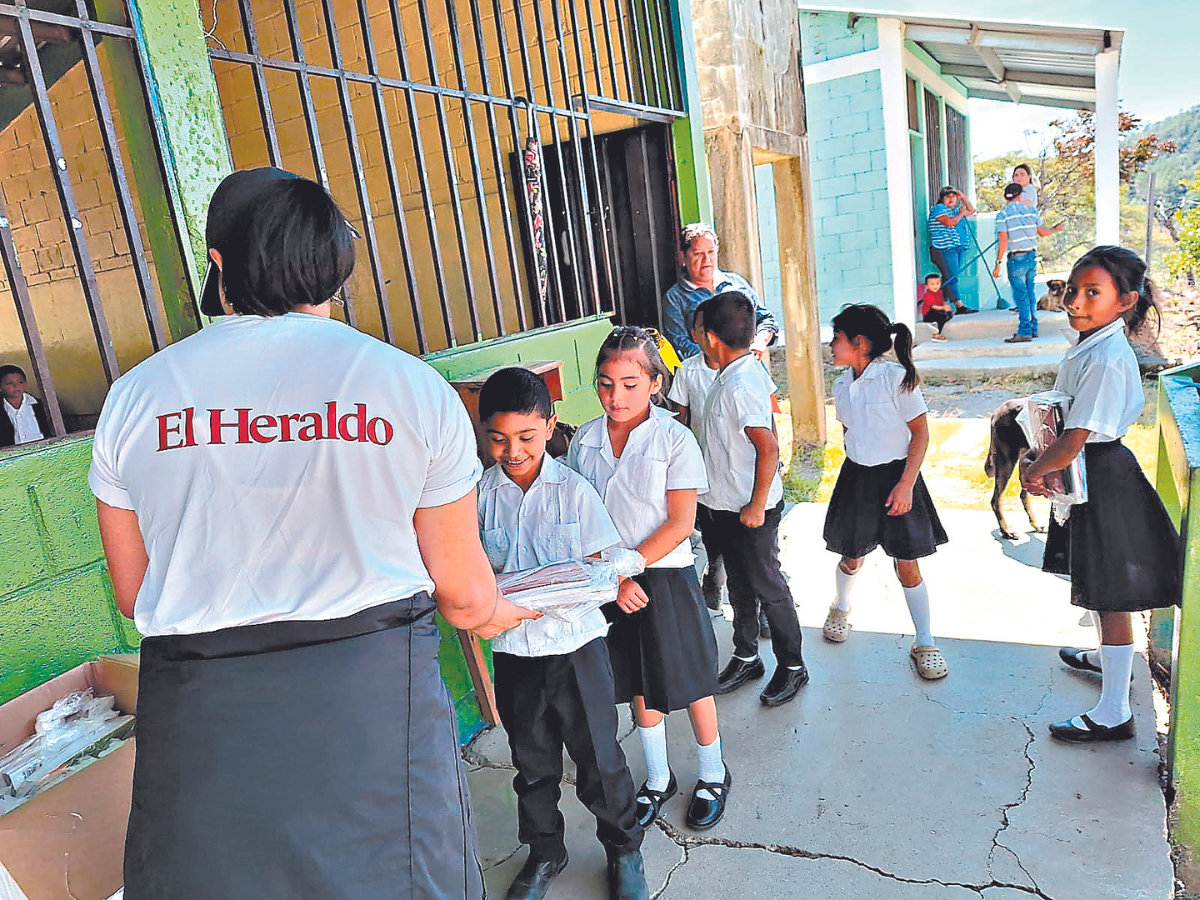 La Maratón del Saber llegó con útiles para ayudar a los niños del sur de Honduras