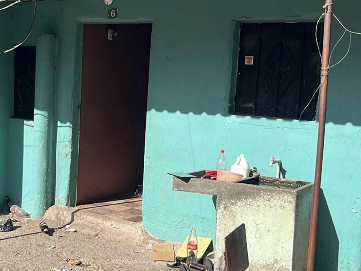 Con dos cuerpos encostalados bajo la cama, caen tres jóvenes en cuartería de Siguatepeque