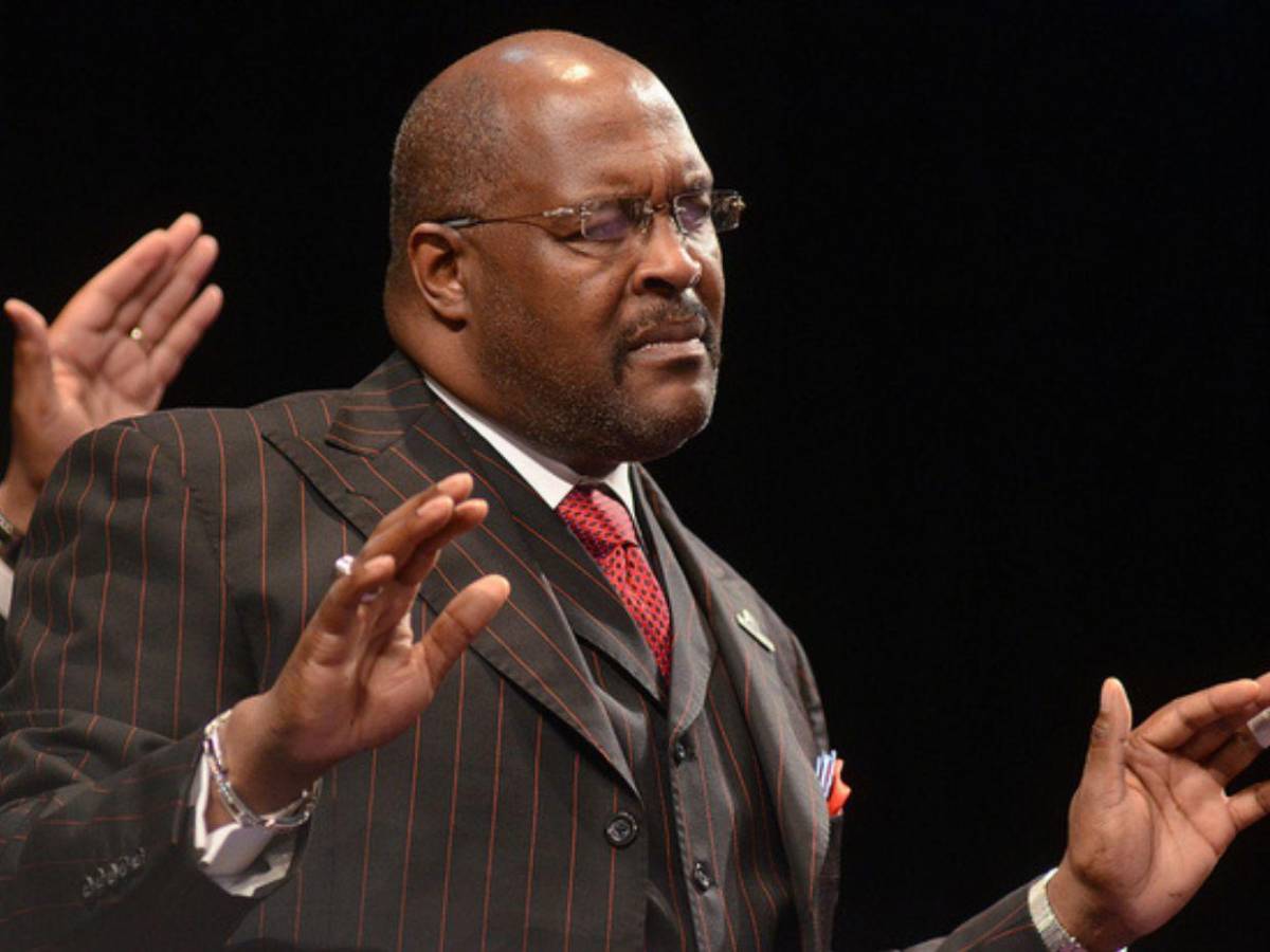 Pastor en EE UU reprocha a miembro de iglesia porque solo le donó $1,200: esto le dijo