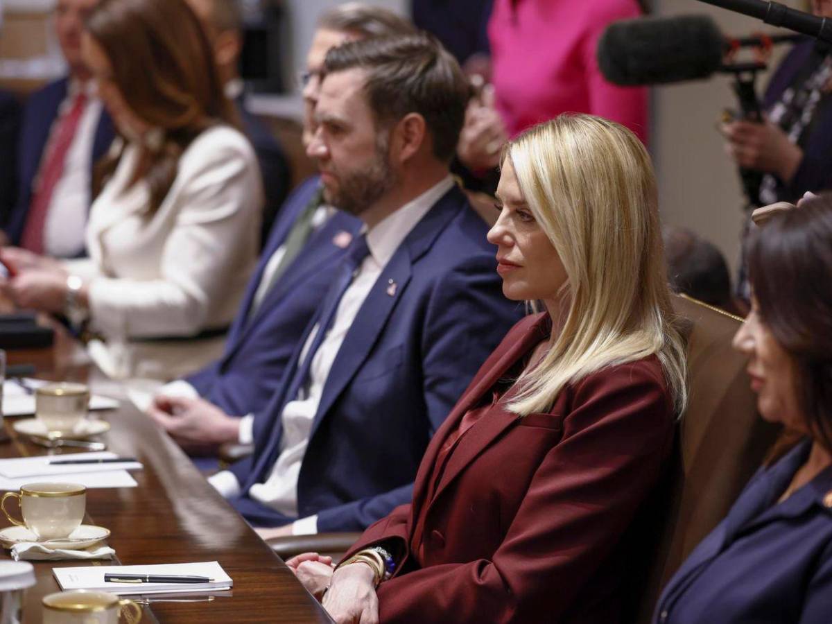 ¿Quién es Pam Bondi, fiscal general de EE UU destituida por Donald Trump?