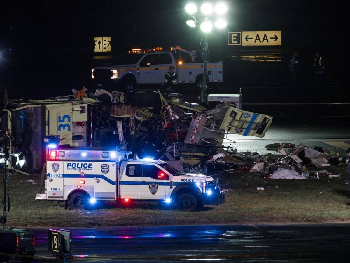 Metí la pata: controlador aéreo admite error tras accidente en aeropuerto de Nueva York