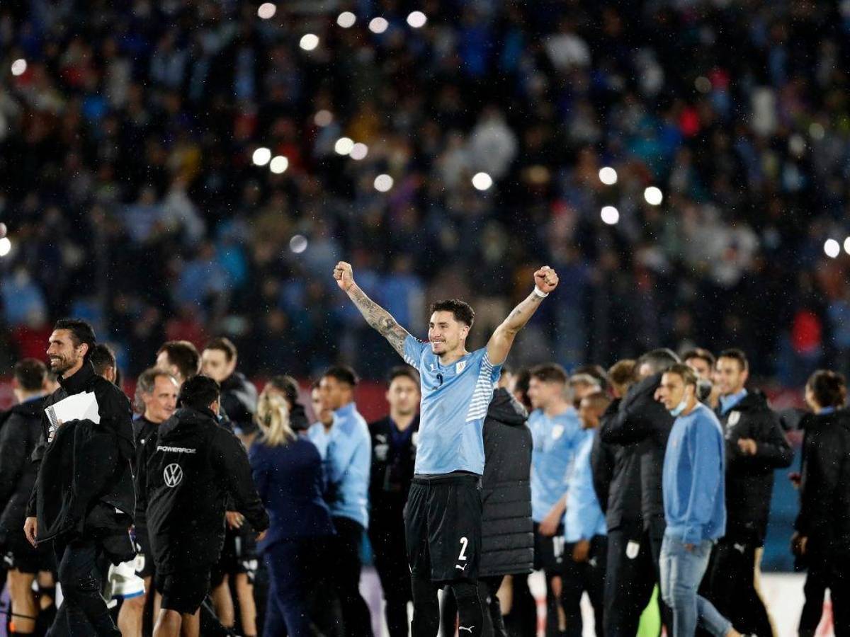 Uruguay clasificado al Mundial de Qatar-2022 al vencer 1-0 a Perú
