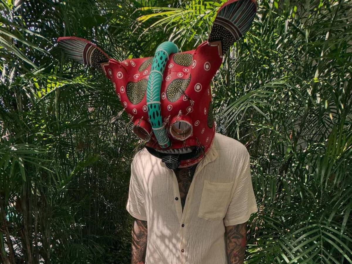 Christian Nodal sorprende con su nueva imagen “llena de serenidad”