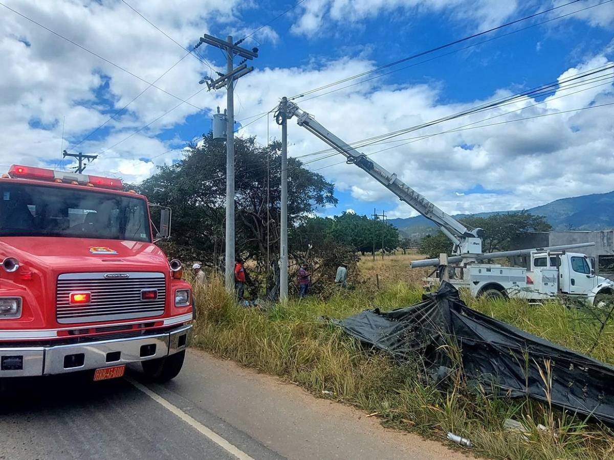 Los daños que dejó el incendio provocado en el 911 de Choluteca