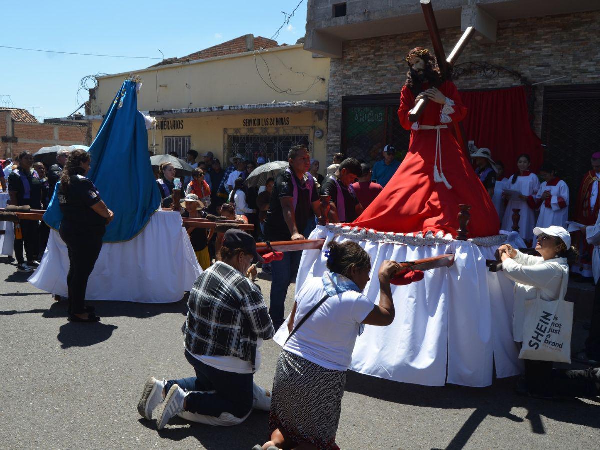 Vía Crucis católico de Choluteca lleno de fe, tradición y devoción Vía Crucis católico de Choluteca lleno de fe, tradición y devoción
