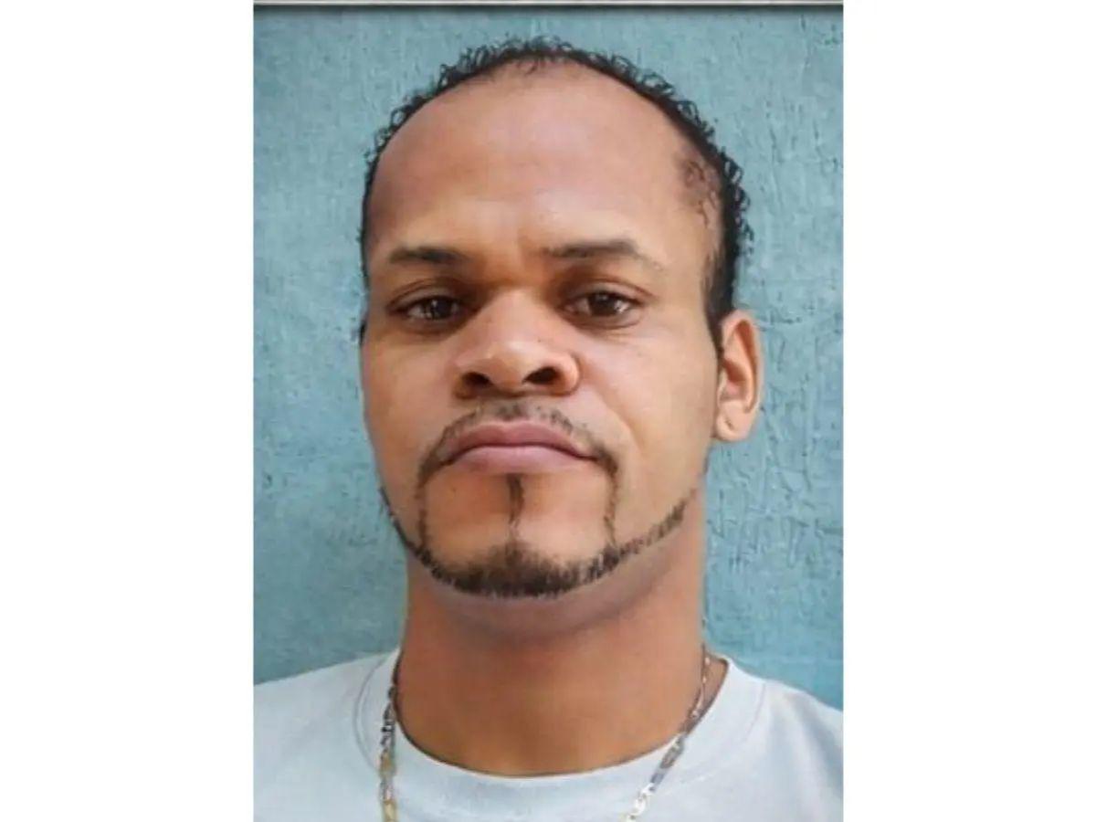 Apasionado por el fútbol: Carlos Aquino, motociclista muerto en accidente en la salida al sur