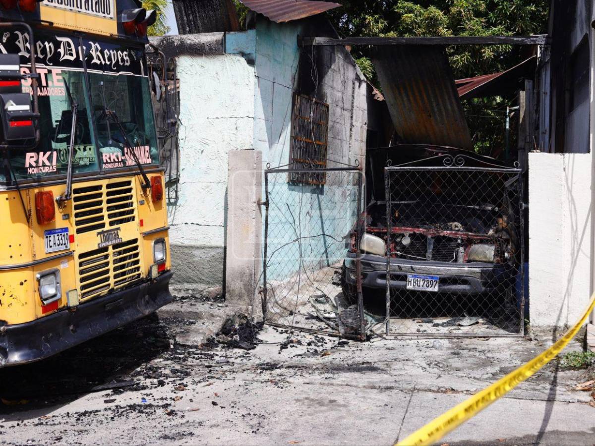 ​​​​Desconsuelo, llanto y dolor entre familiares de anciana de 96 años que murió carbonizada en Cortés
