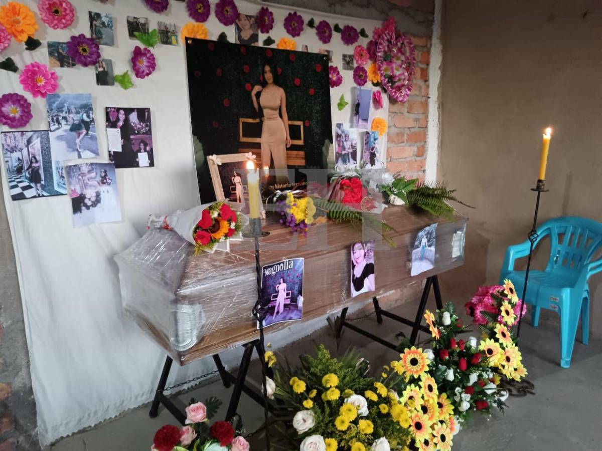 Nueva Armenia despide a Jancy España, su exreina que murió carbonizada en Mirador de Oriente