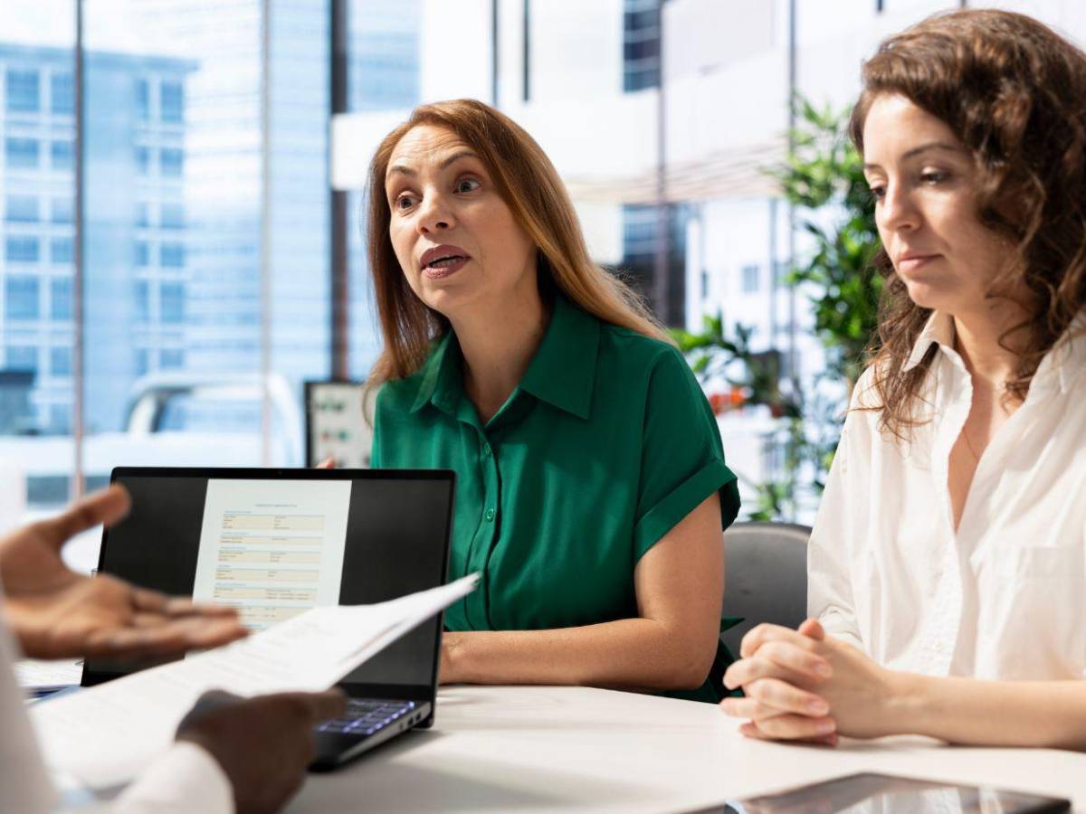 Diez deberías para triunfar en una entrevista de trabajo