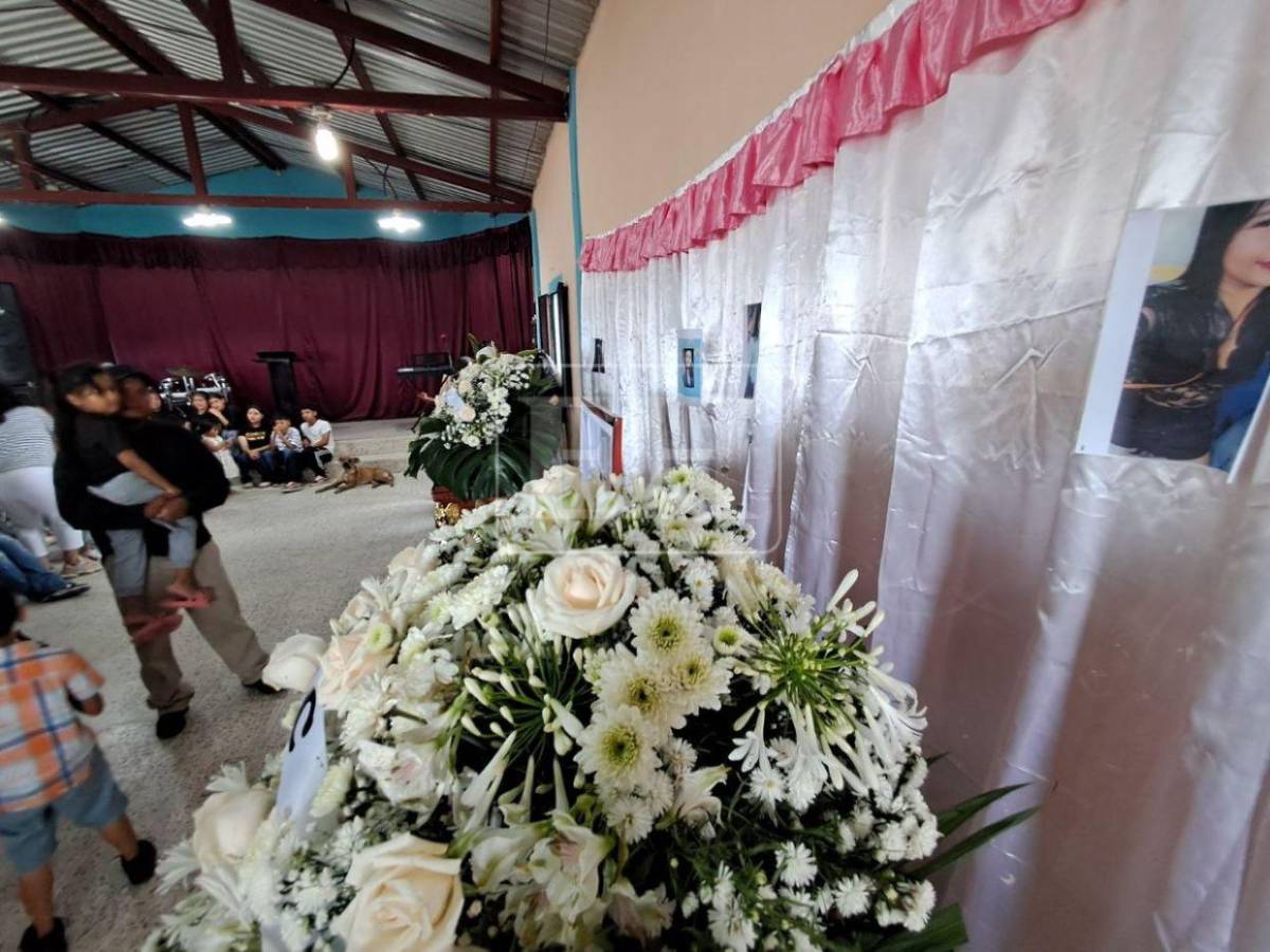 Era hija de un pastor y madre: Evelyn Irías, víctima de mortal accidente en Villa Nueva