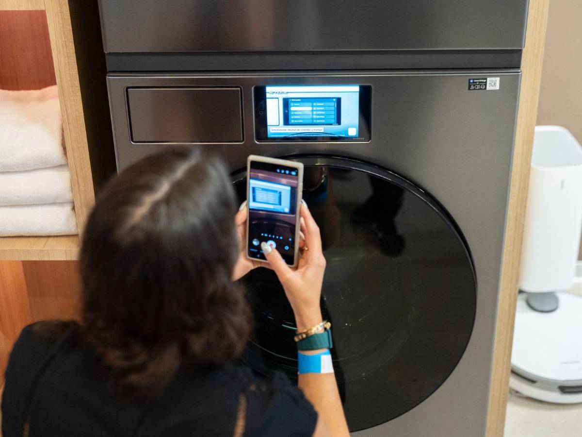 Innovaciones con IA que conectan y facilitan las tareas de la casa