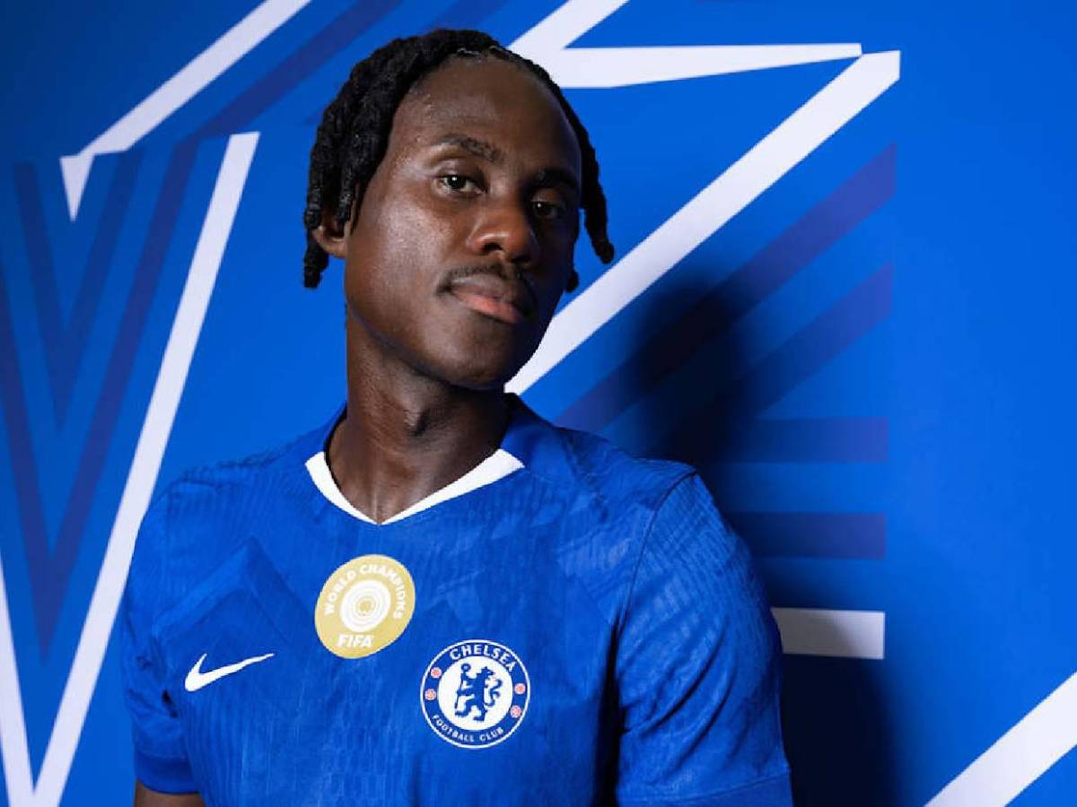 Fichajes: Raphinha se va de Barcelona, Real Madrid va por dos cracks y revés con Olise