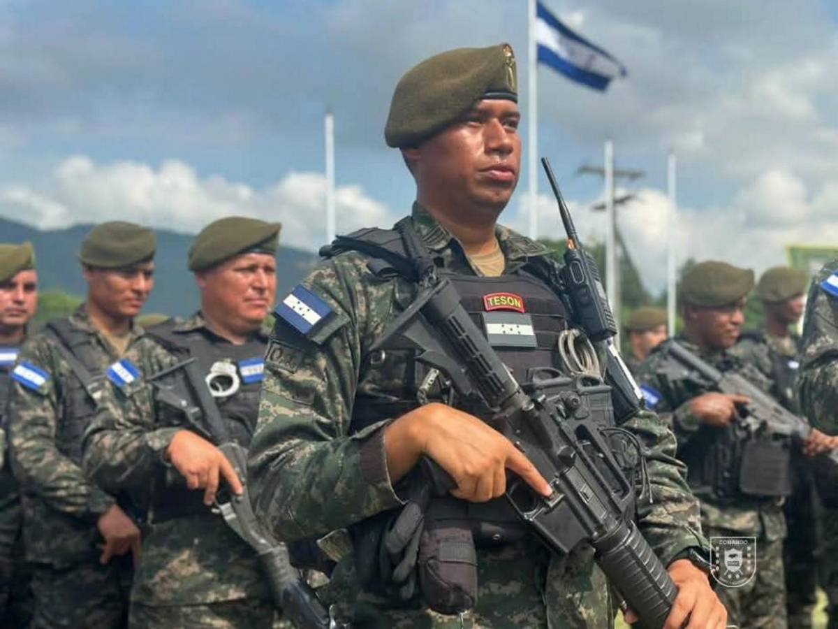 Con entrega de 110 vehículos  refuerzan operaciones de seguridad en zona norte de Honduras