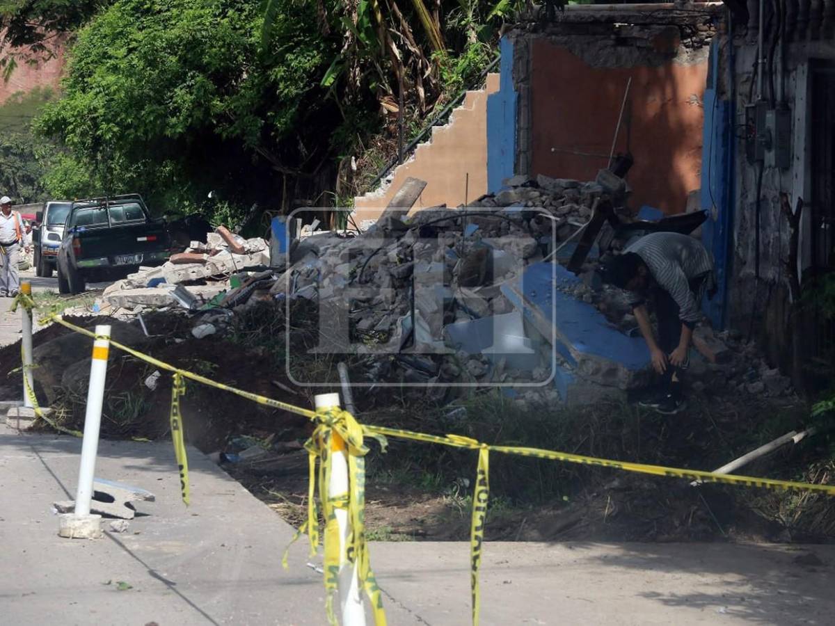 Así avanza demolición de viviendas en salida al sur para ampliación de carretera
