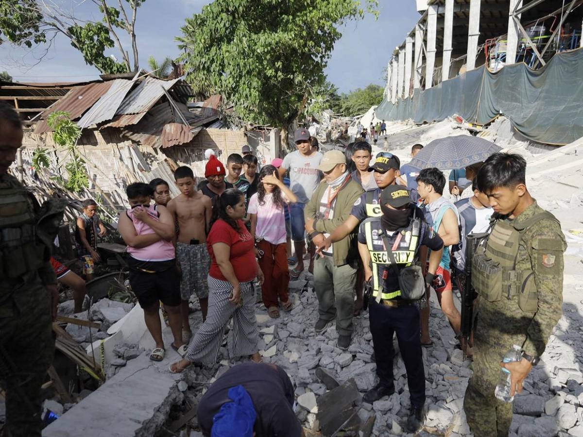 En estado de calamidad la ciudad más afectada por terremoto en Filipinas