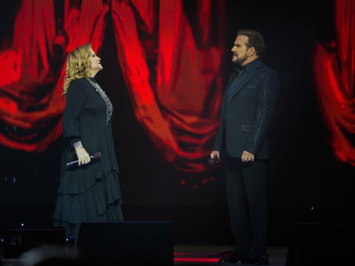 Pimpinela: 44 años de drama y desamor en los escenarios