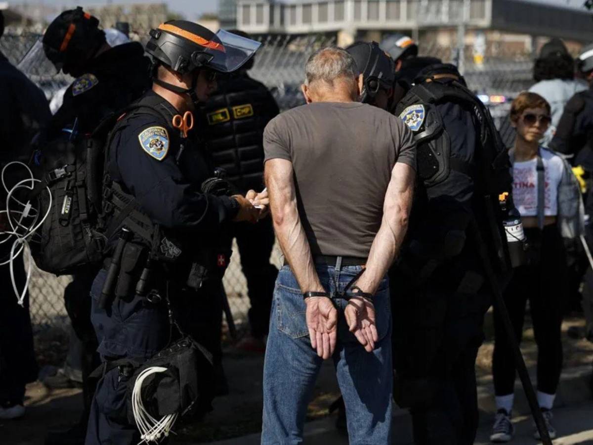 Trabajadores del estadio más caro del Mundial amenazan con huelga por redadas del ICE