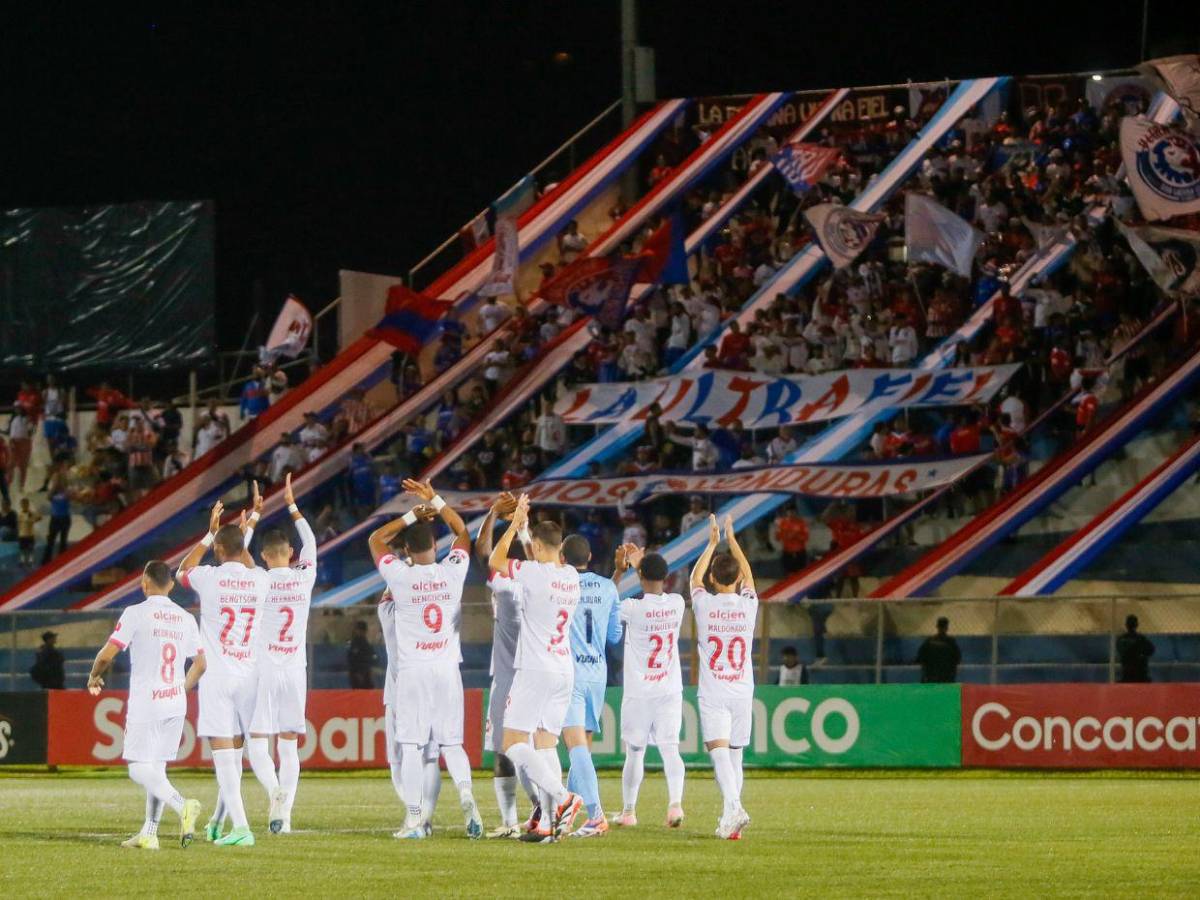 Fichajes: Tres jugadores se van de Olimpia y la millonada que pide Platense por Erick Puerto