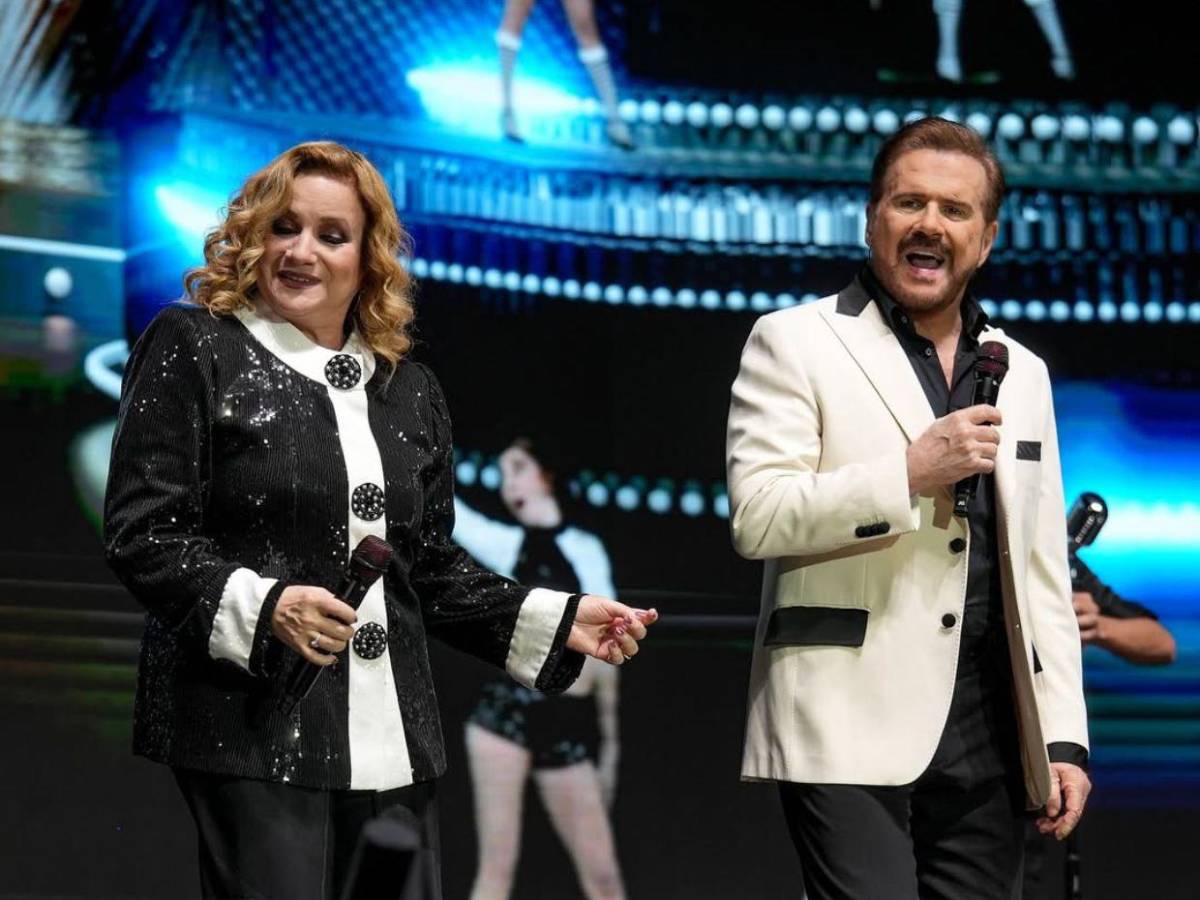 Pimpinela: 44 años de drama y desamor en los escenarios