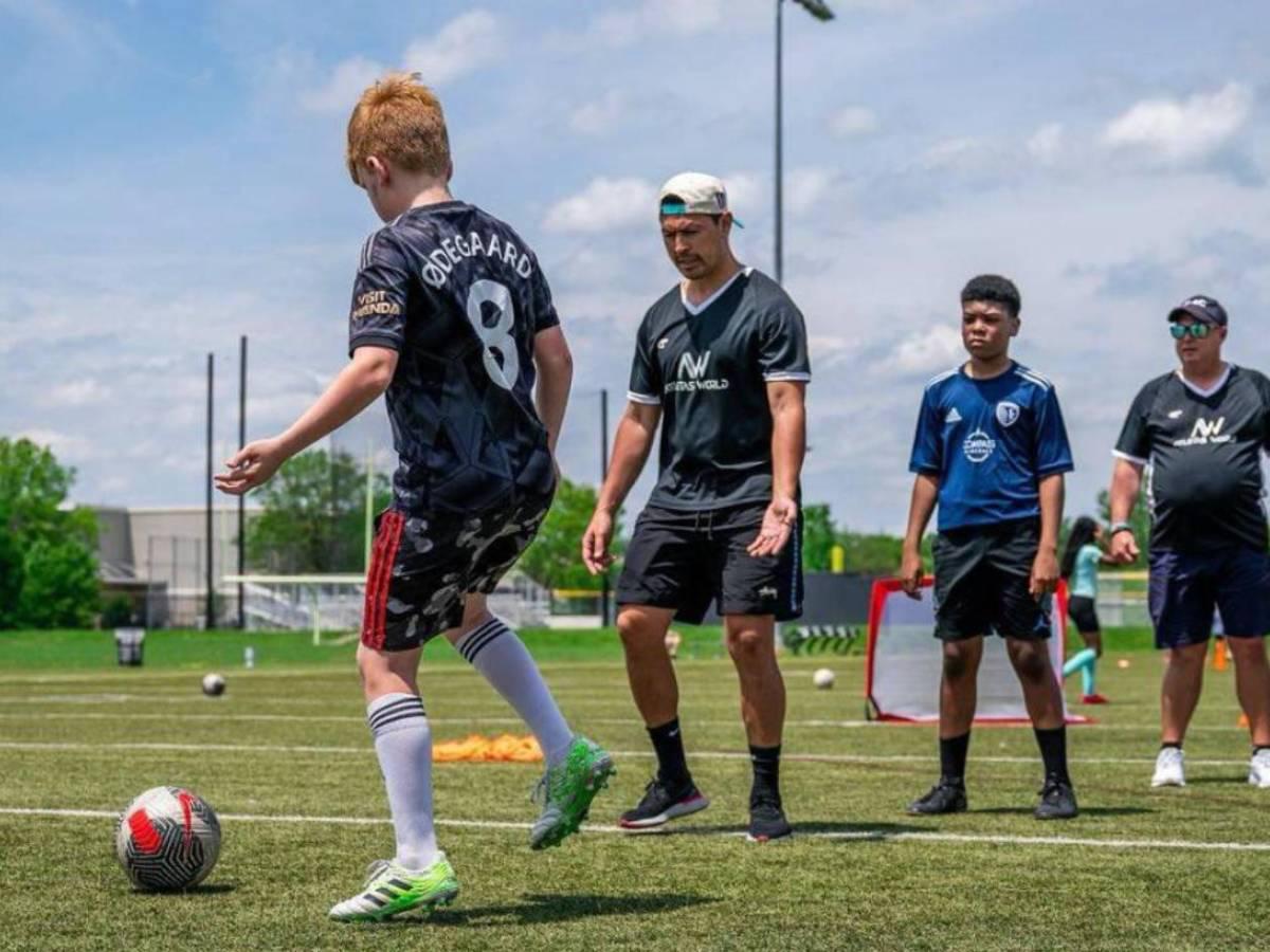 Se retiró del fútbol y esta es su nueva vida en Estados Unidos : Actualidad de Roger Espinoza