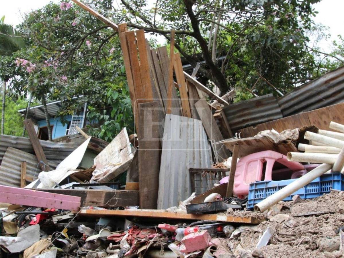 Damnificados de la Villa Unión se refugian en albergue tras deslizamientos
